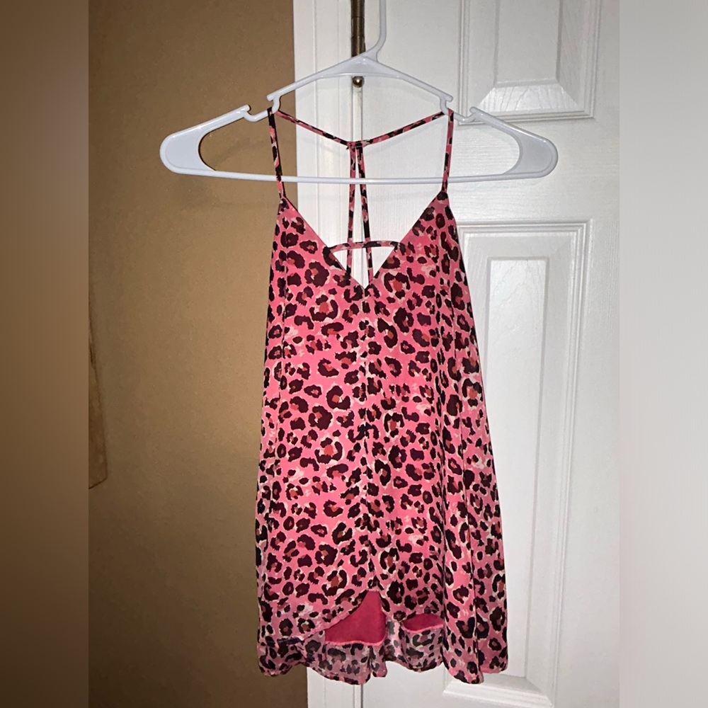 Pink leapord tank